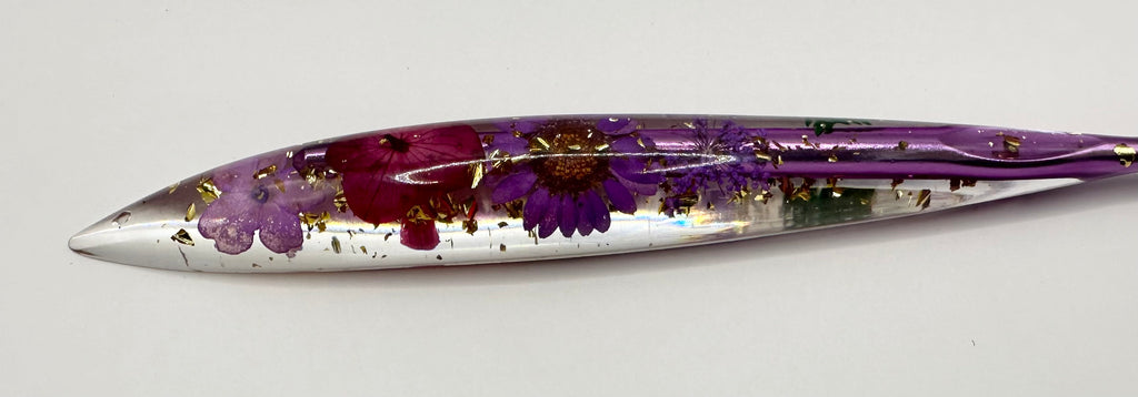Crochet Hook Elegant Pressed Flower Handle Size 4.5